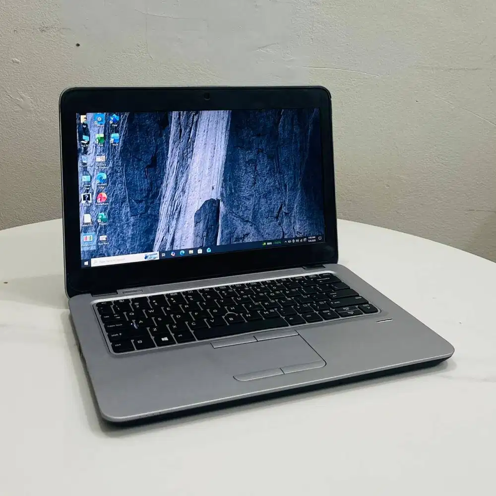 LAPTOP HP ELITEBOOK 820 G3 I7 GEN6 8GB/256GB 12.5 INCH *REC