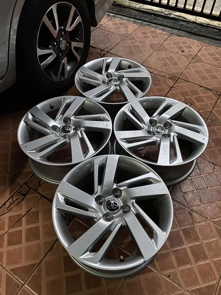Velg Rocky Raize R16 Like New 99%