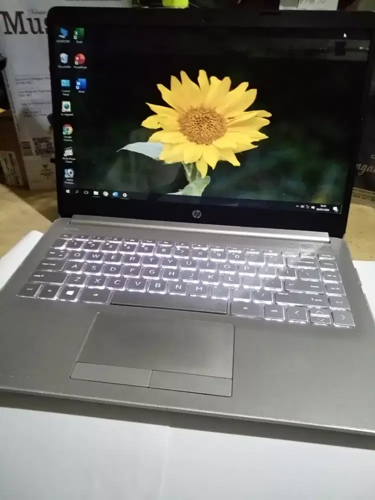 HP14S SLIM + SSD 256 GB JOS BUAT SEKOLAH
