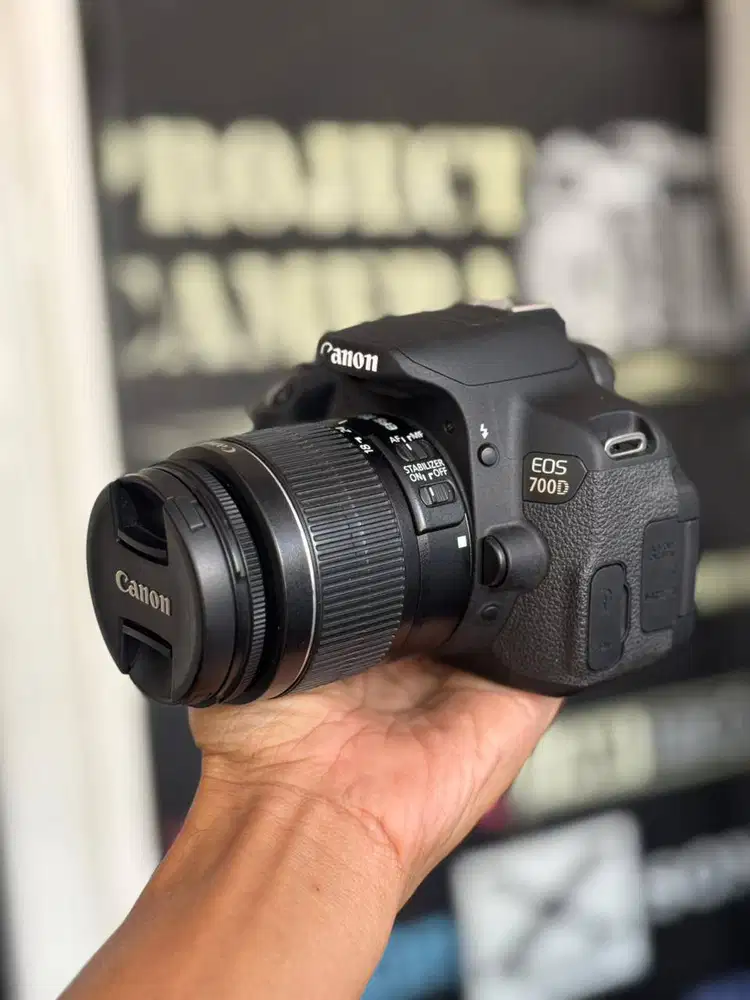 Canon 700D Kit 18-55 IS II Bonus Tas dan Memory SC 3K