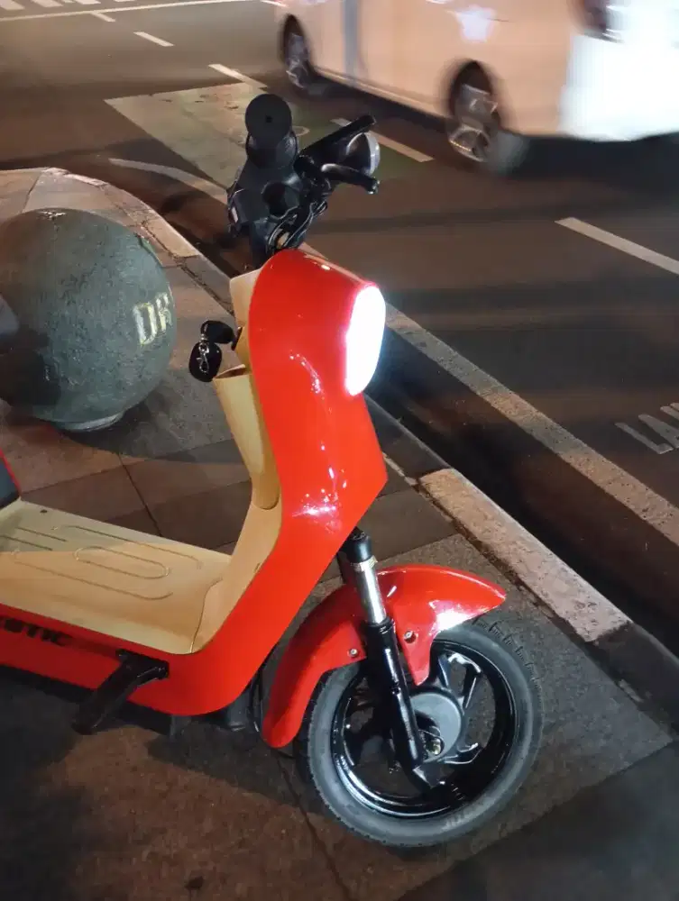 sepeda exotic 500watt batre ganti lithium awet like new
