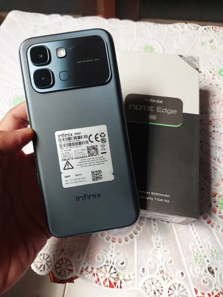 Infinix note edge 5g 8/256 resmi Indonesia kondisi mulus total