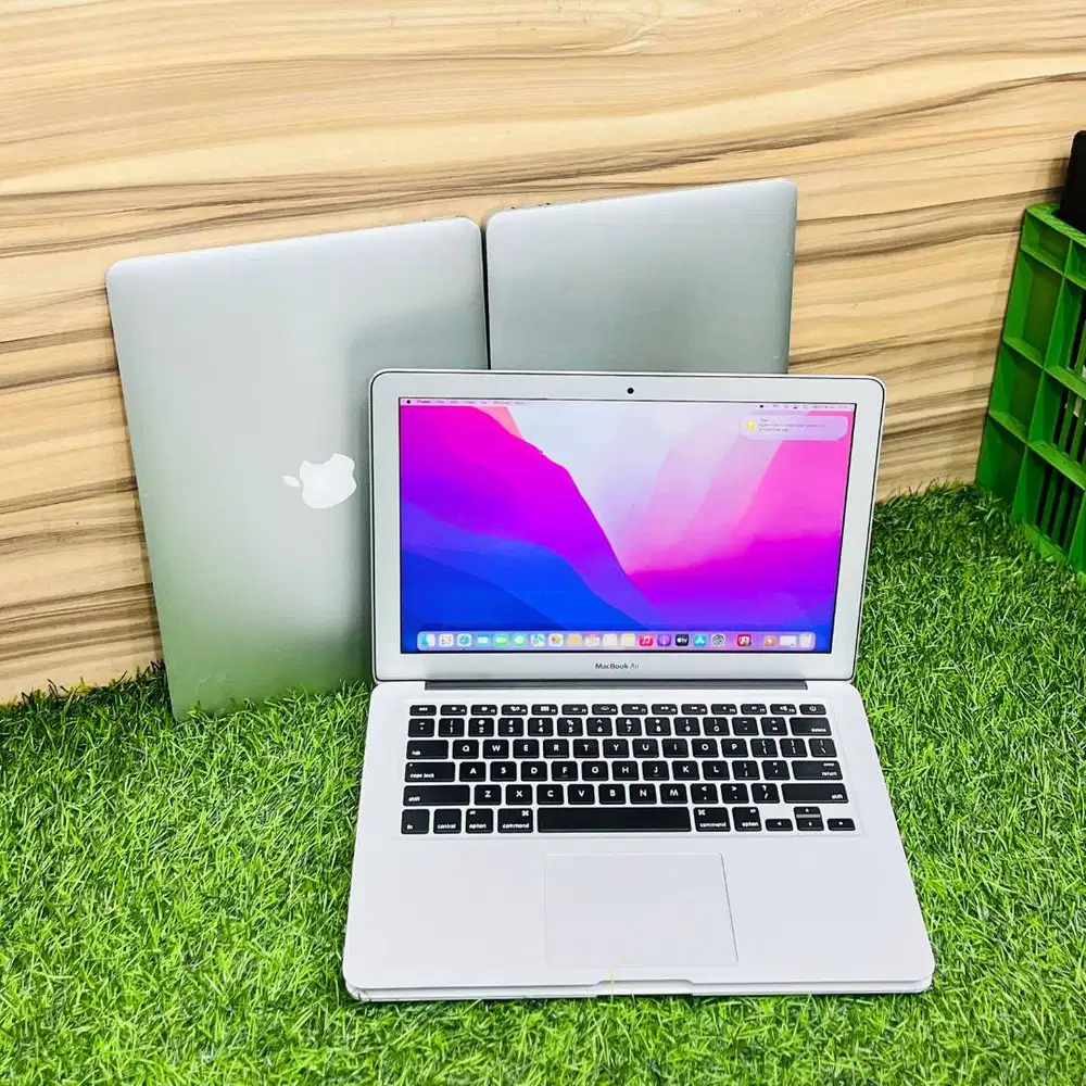 MACBOOK AIR 2017 13 INCH core i5 1.8 GHz 8GB/128GB *RDC