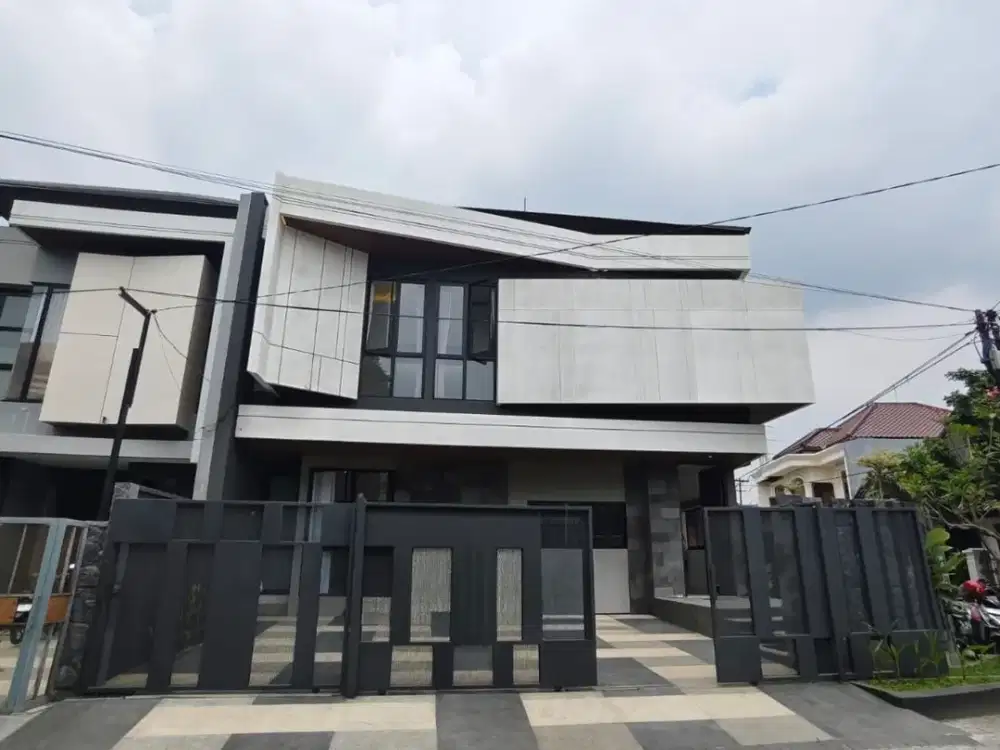 Rumah 2 Lantai Baru Modern Kontemporer di Manyar Indah
