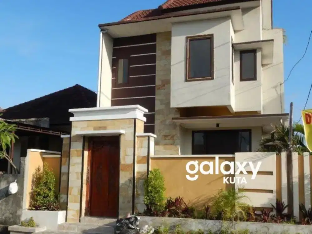 DISEWAKAN RUMAH 2 LANTAI DI TAMAN GIRI JIMBARAN BADUNG