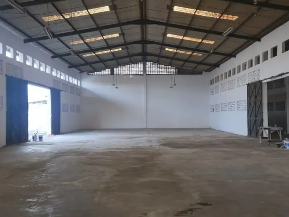 Dijual dan disewakan Gudang Zona Industri Lokasi Kartasura, Sukoharjo Luas 5000m2