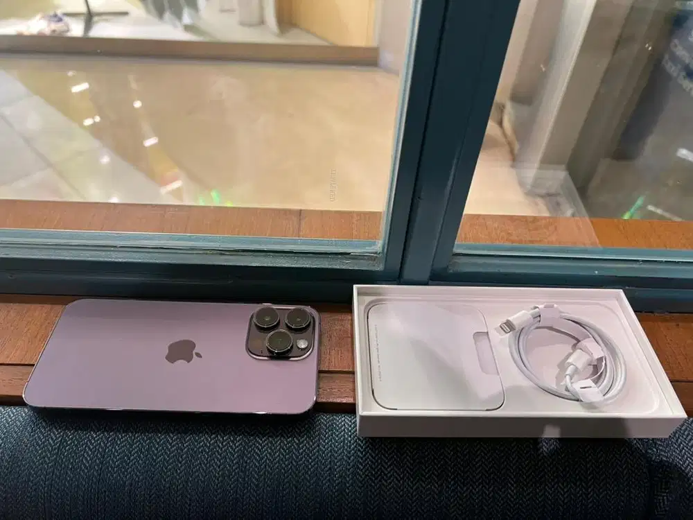 iphone 11 pro max 512gb ada judul sesuai
