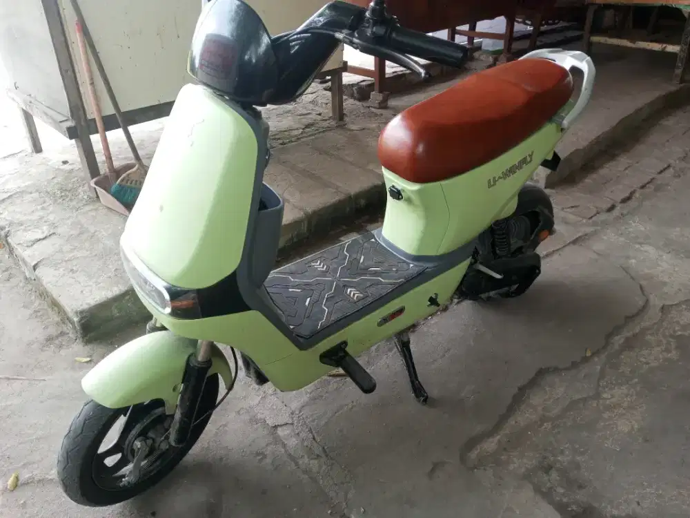 jual sepeda listrik uwinfly D8S