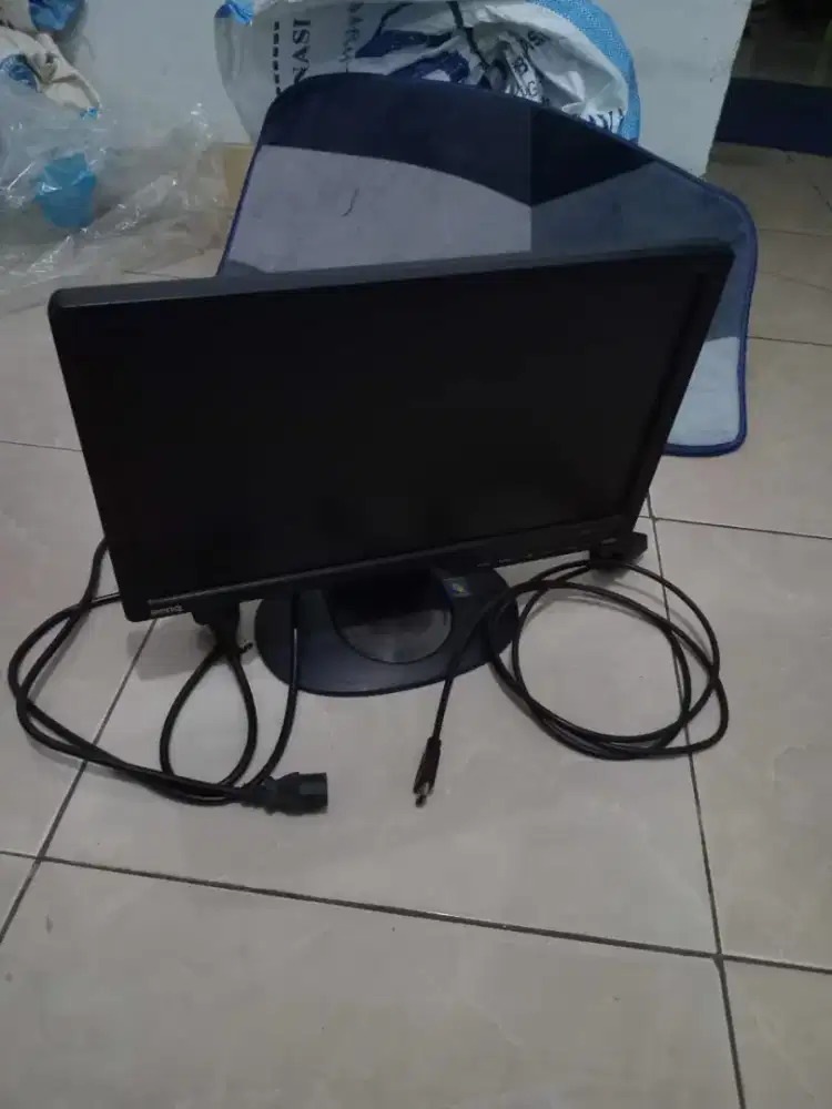 Jual Monitor LED BenQ G610HDAL 15.6 Inch - Hemat Daya (Bekas Mulus)