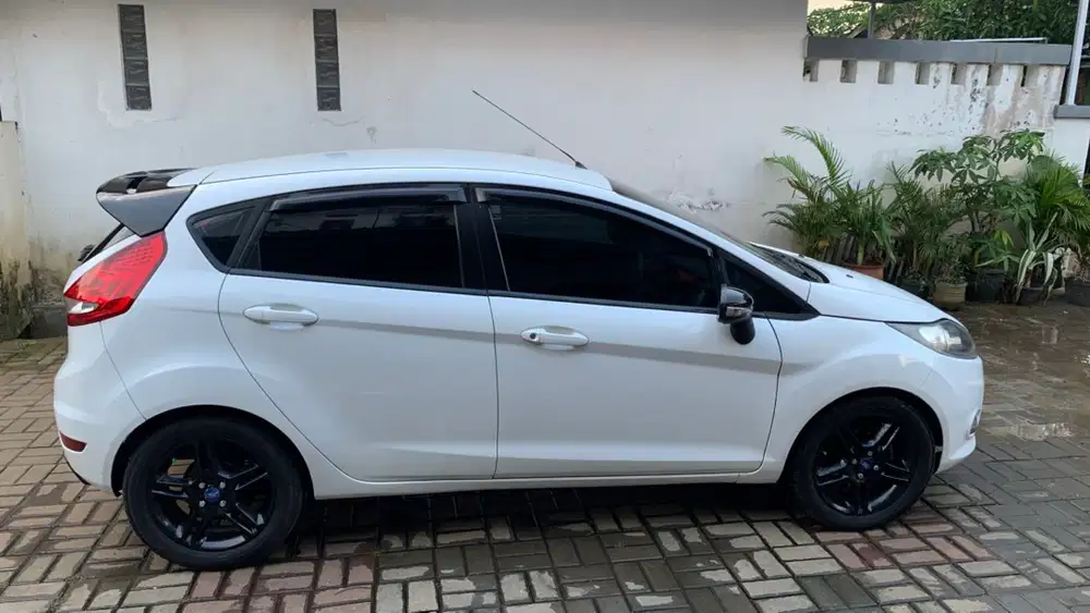 Ford Fiesta 2013 Bensin