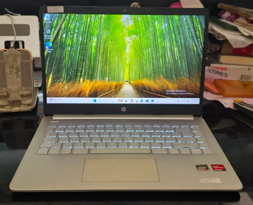 Laptop HP amd ryzen 3 5300u
