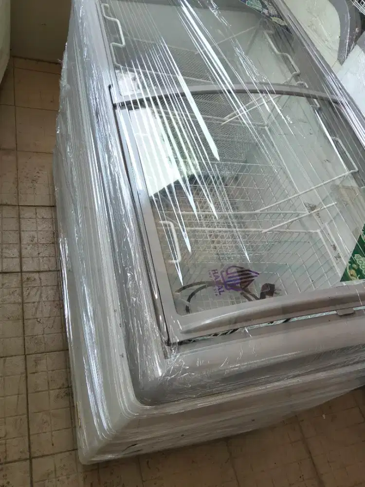 Freezer sliding