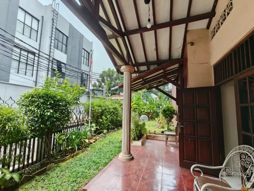 Dijual rumah strategis Permata Hijau II