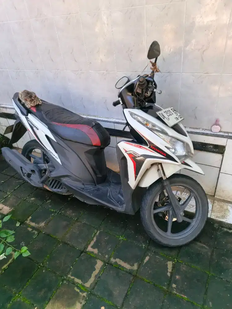 Honda vario 125 tahun 2014  asli Bali