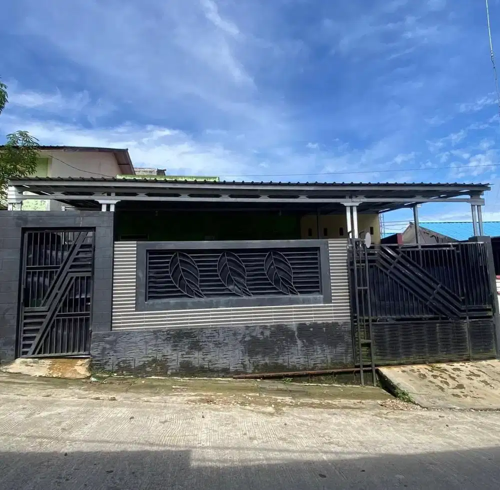 RUMAH MINIMALIS DI PERUMAHAN SKM BORNEO STRATEGIS & BEBAS BANJIR