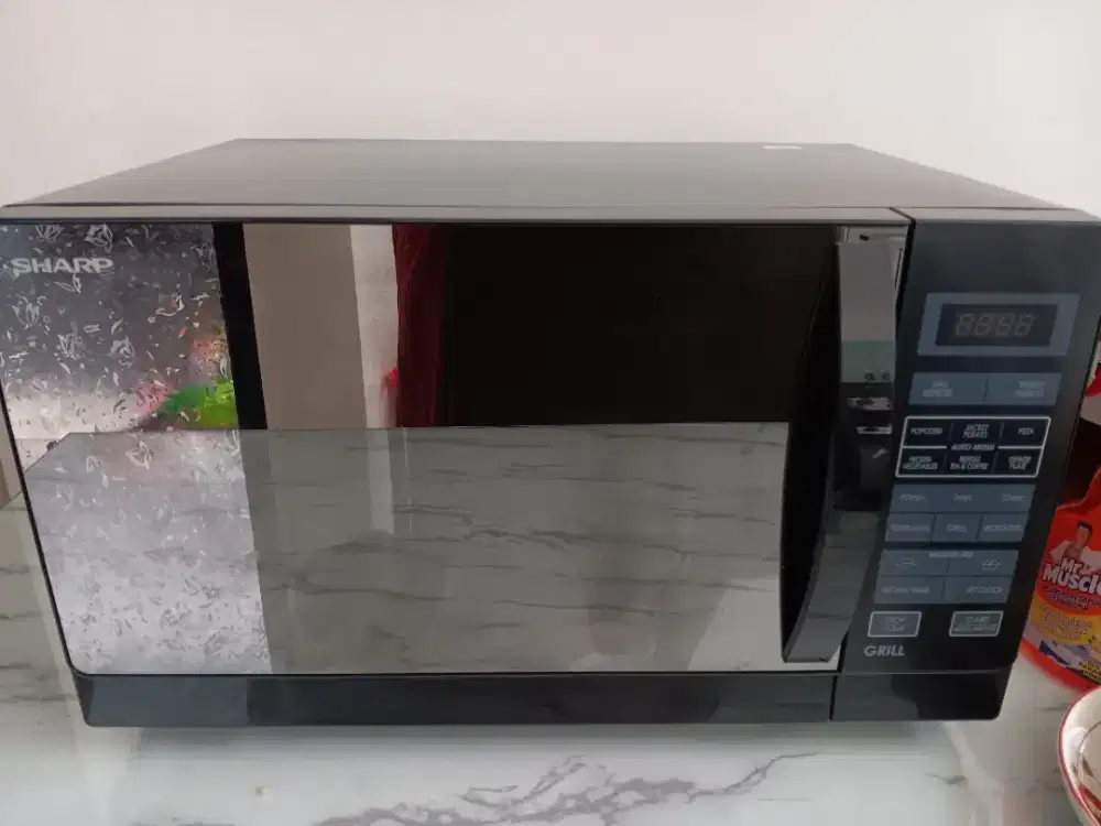 Microwave Sharp kondisi baru 100%