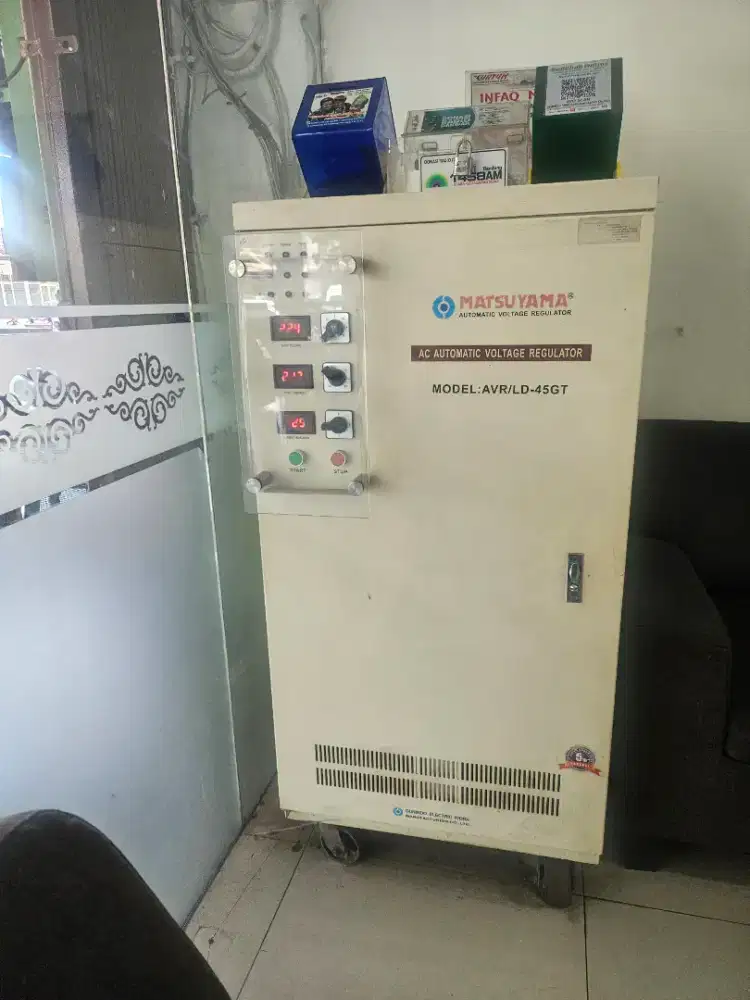 MATSUYAMA AUTOMATIC VALTAGE REGULATOR