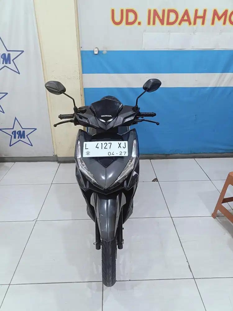 Hitam glossy HONDA VARIO 150 ESP CBS ISS EXCLSV FI ECO 2017 DP PROMO 0