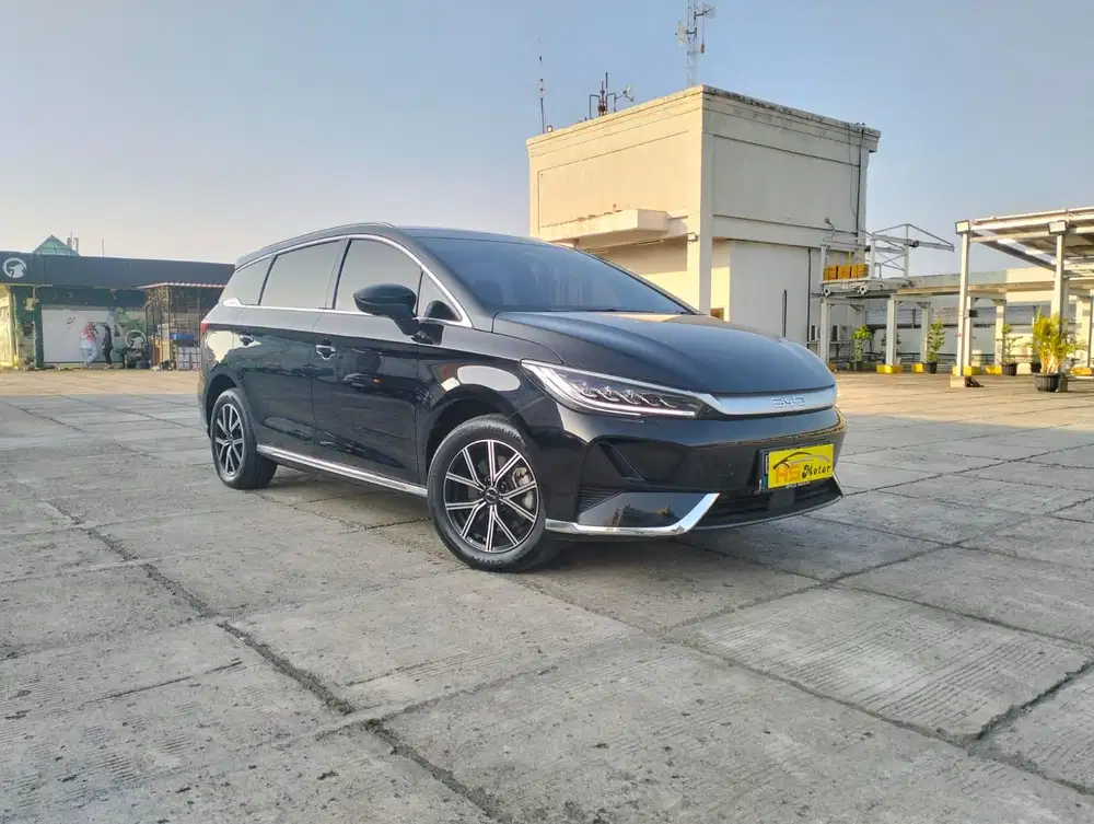 BYD M6 Superior 7 S AT 2024 Antik LowKM