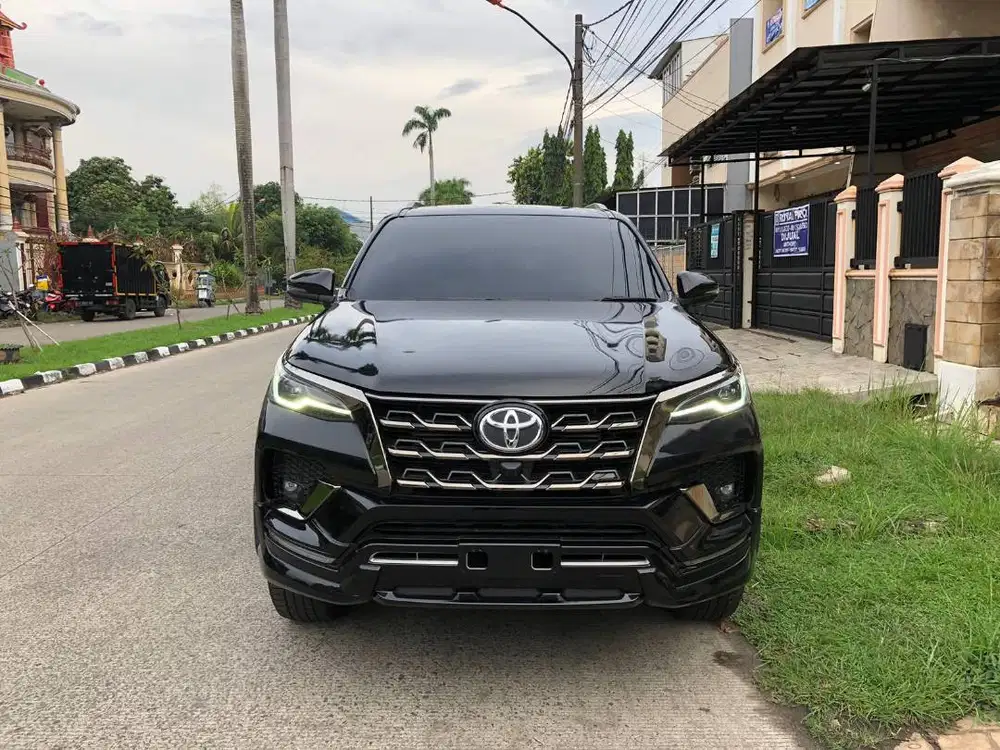 Toyota Fortuner 2.4 GR 2022