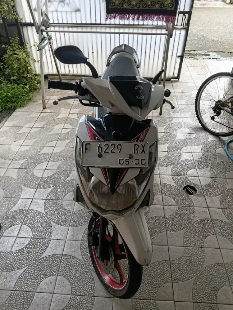 YAMAHA XEON RC 125