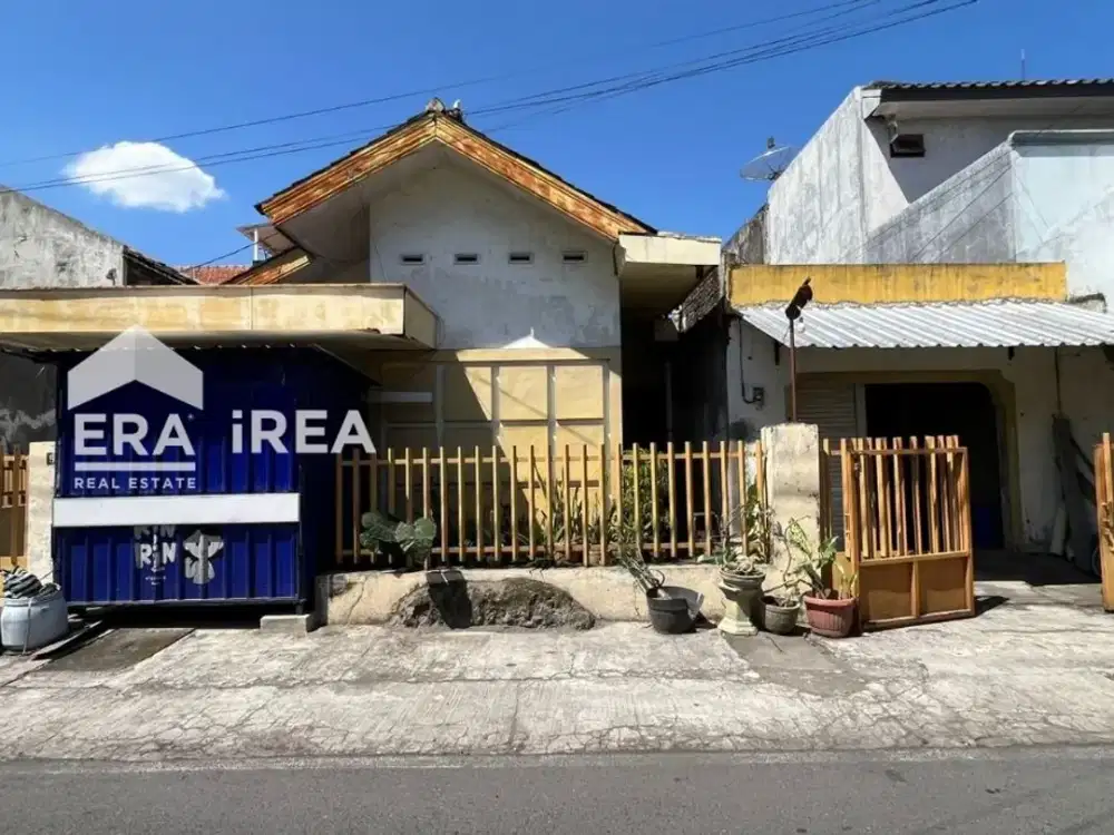 RUMAH DIJUAL DI SOLO DEKAT STADION MANAHAN