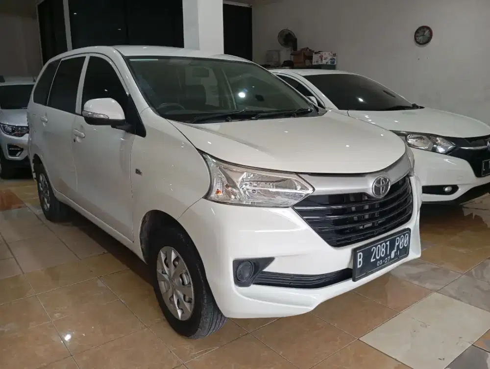 Toyota Avanza 1.3 Transmover 2022 Putih Manual Barong Grand e g v