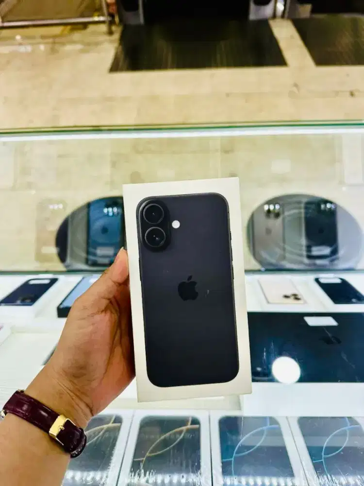 iPhone 16 128 warna Black BH 95%, Garansi sd April 2026 iBox Resmi