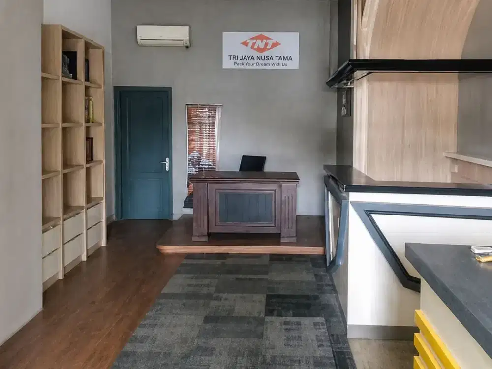 Disewakan Ruko Strategis Gading Serpong 3 Lantai Hadap Utara Dekat Jalan Utama Cocok Untuk Bisnis