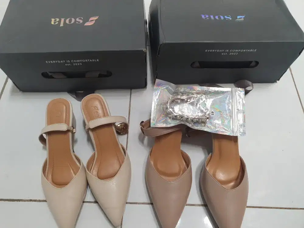 Sepatu wanita SOLA