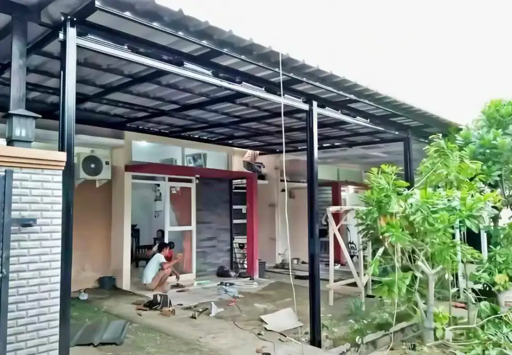 Kanopi baja ringan dan garasi