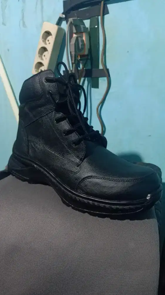 SEPATU SAFETY CUSTOM