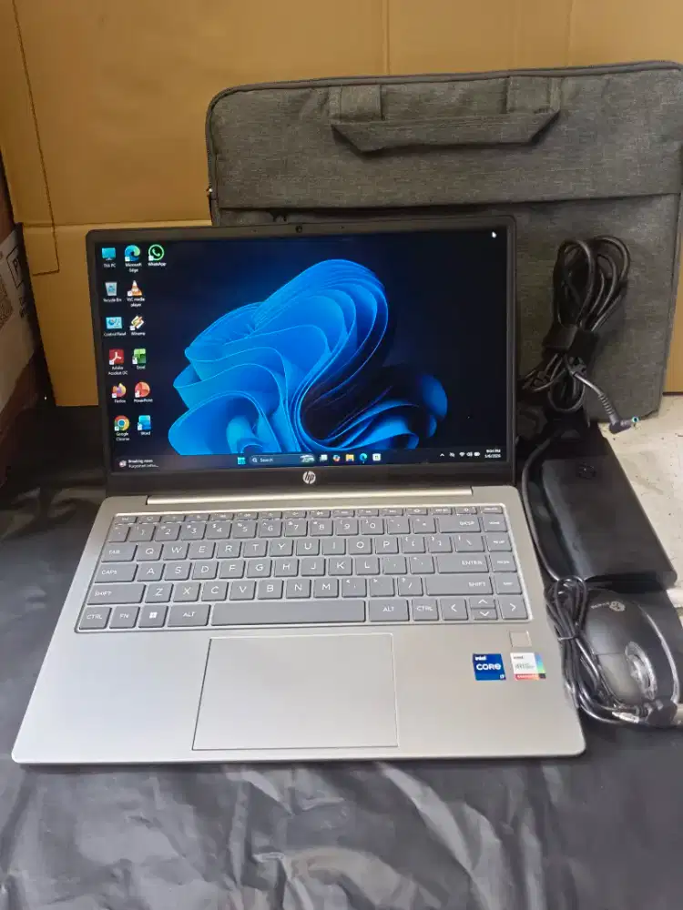Laptop HP core i7 gen 13