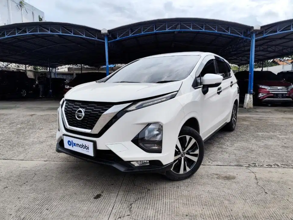 Pajak Panjang - Nissan Livina 1.5 VE Bensin-AT 2019