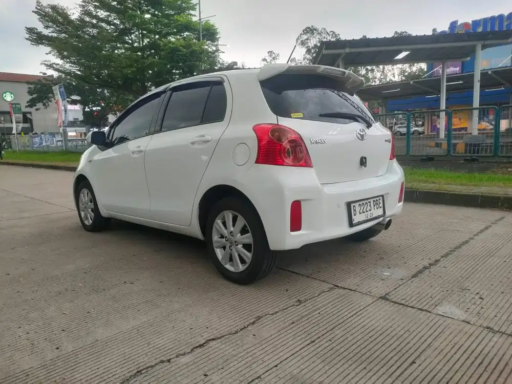 YARIS 2012 1.5 J MATIC