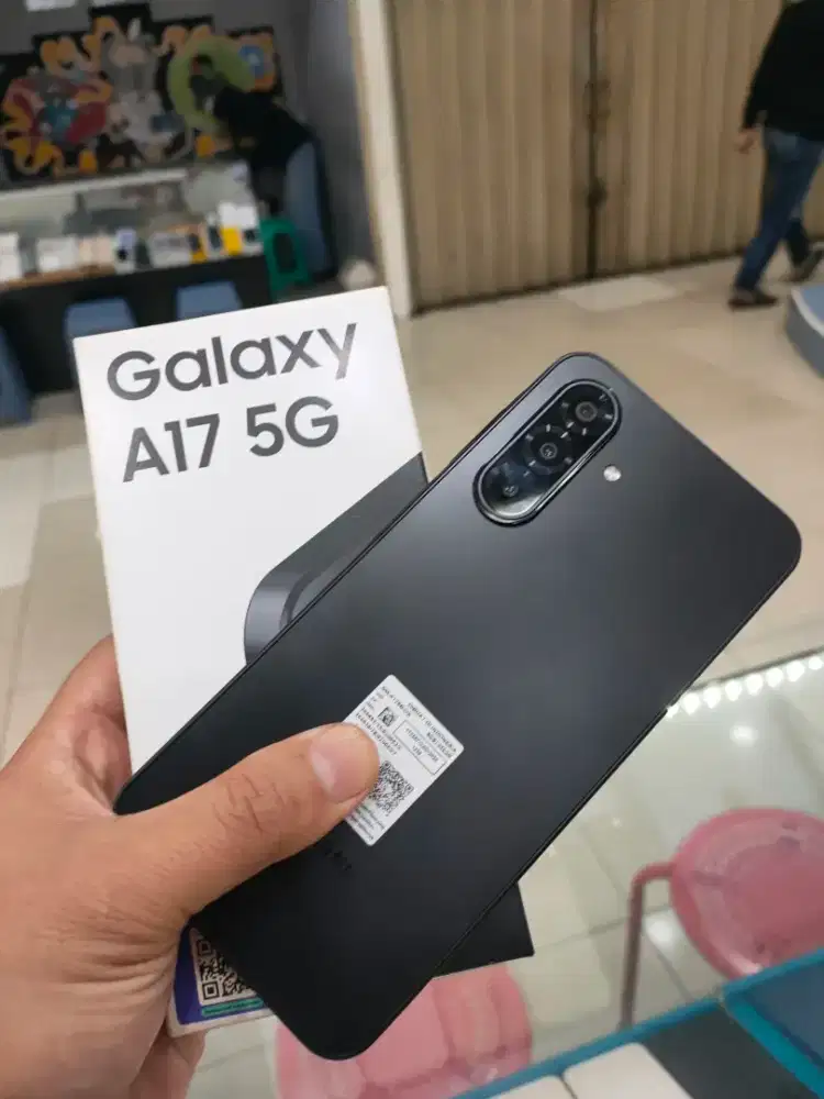 Samsung A17 5G RAM8/256 fullset garansi oktober mulus no minus
