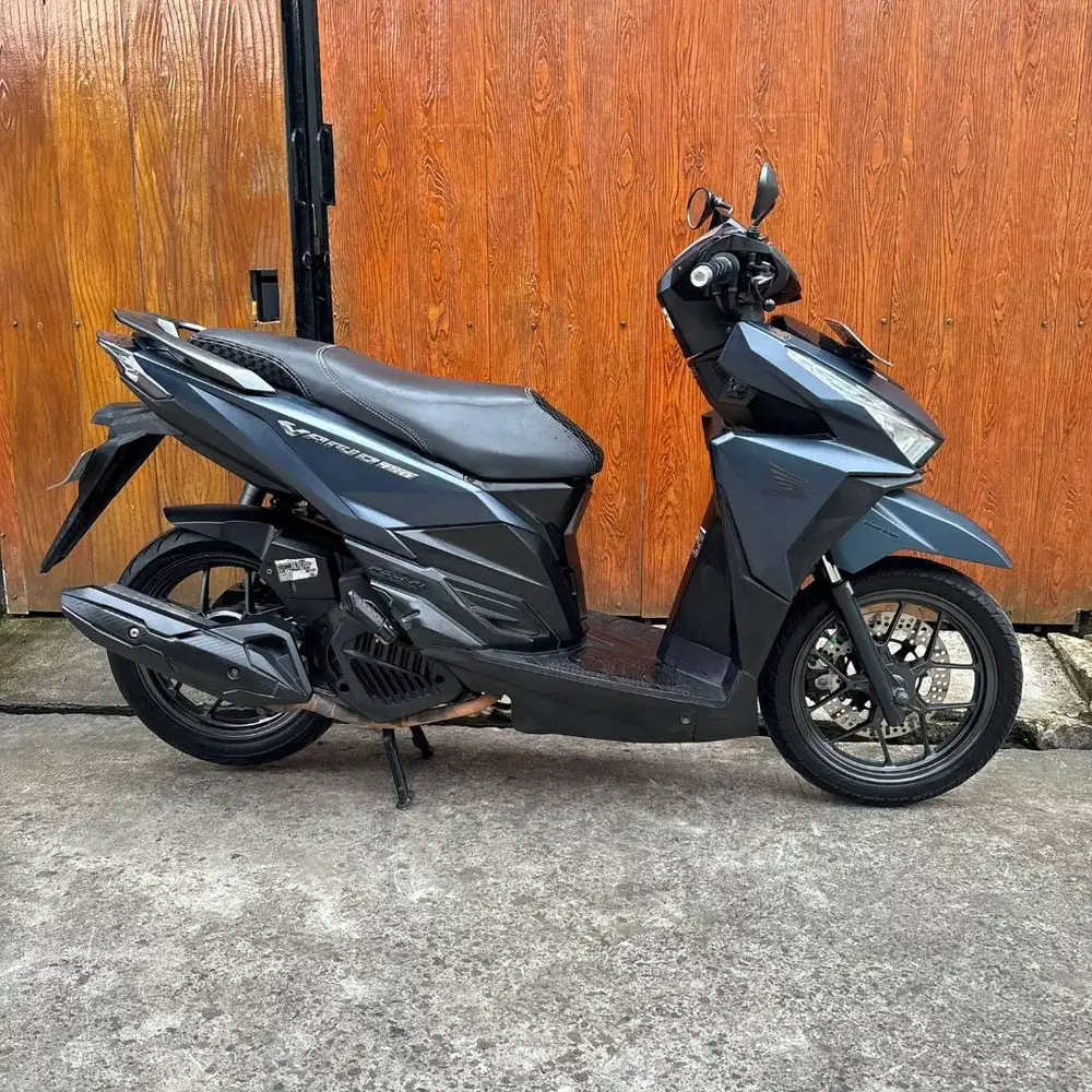 VARIO 150 LED 2017 SURAT LENGKAP TERMURAH MESIN TERAWAT SIAP PAKE