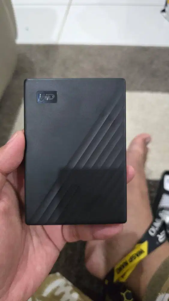 Hard Disk Eksternal WD 5 TB Hitam