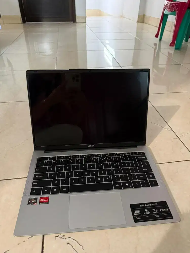 DIJUAL CEPAT LAPTOP Acer Aspire Lite 14 Ryzen 3 5300U