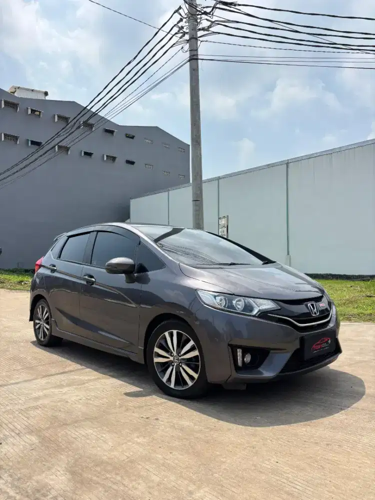 Honda Jazz RS matic 2015 bekas murah