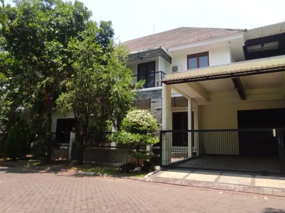 Rumah 2 lantai Pakuwon City San Diego surabaya timur