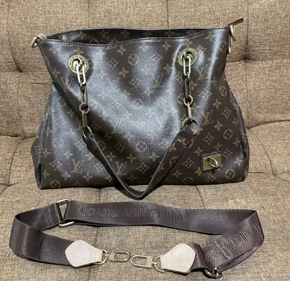 Louis Vuitton Monogram Automne-Hiver 2008.