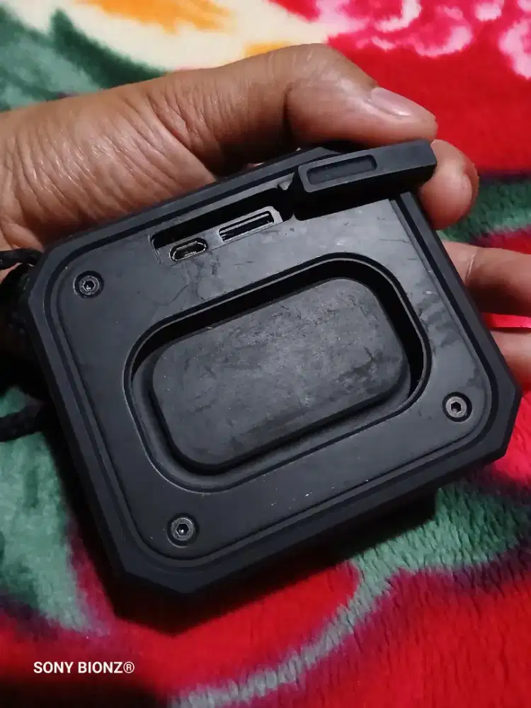 Speaker bluetooth