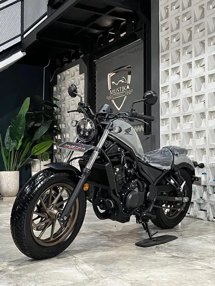 Istimewa ODO 200Perak!!Honda Rebel 500 th 2023 - Ayu Mustika