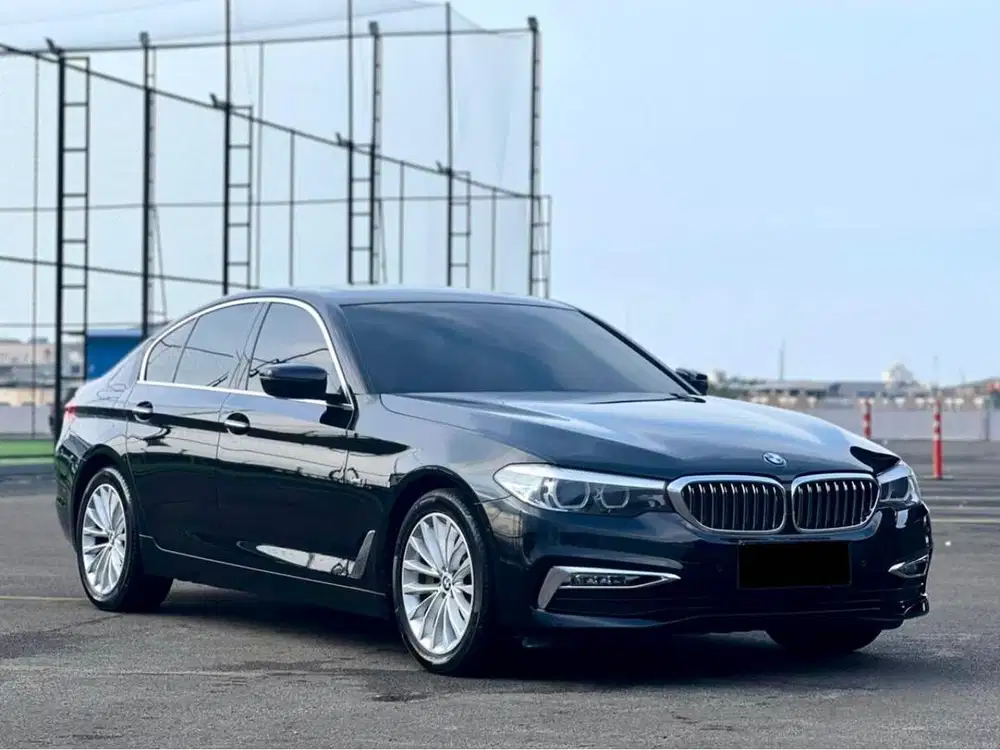 BMW 530i G30 Luxury 2018 Facelift Good Condition
