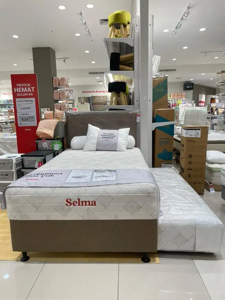 Tempat Tidur Sorong