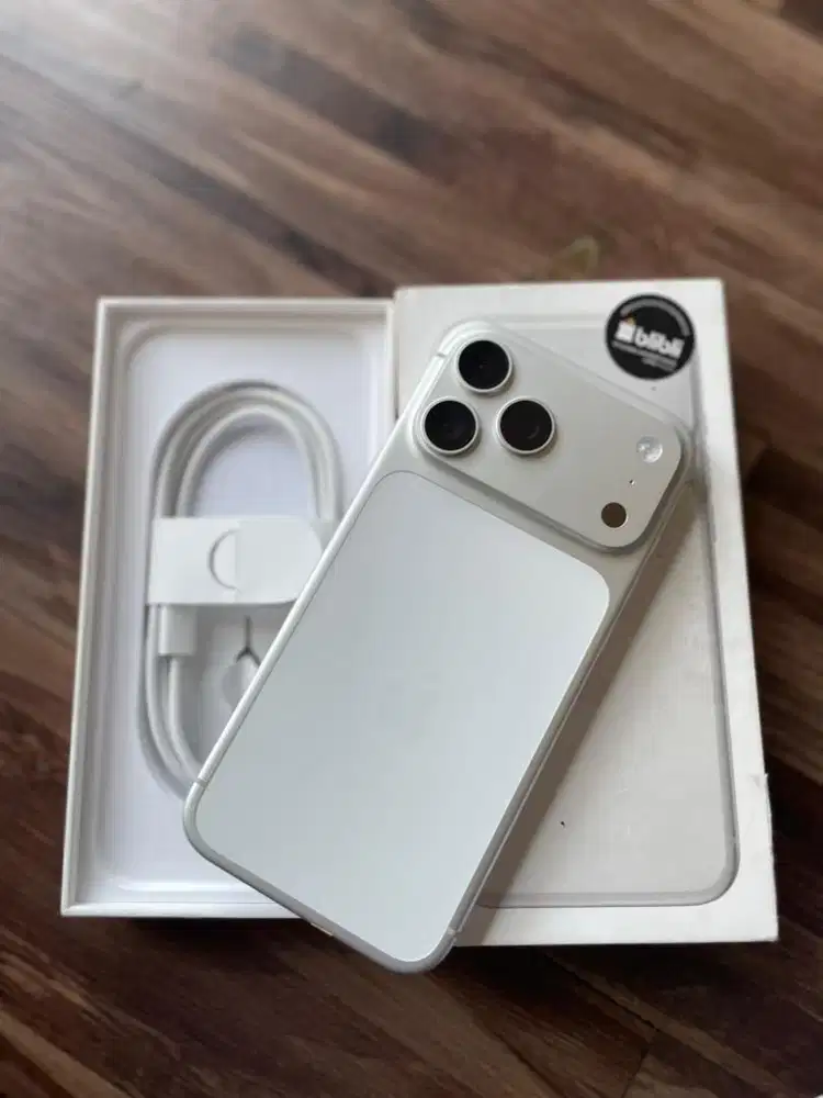 Iphone 17 promax 256 gb ibox garansi on
