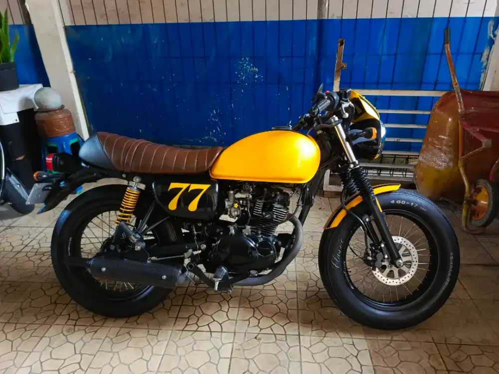 Jual / TT kawasaki W175 SE cafe komplit joss