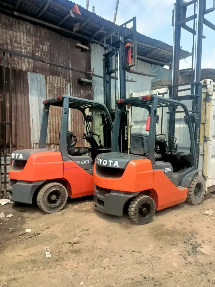 Forklift bekas Toyota