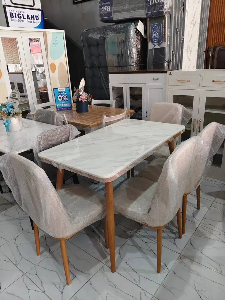 MEJA MAKAN KURSI 4 MARMER